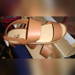 Kali sandals